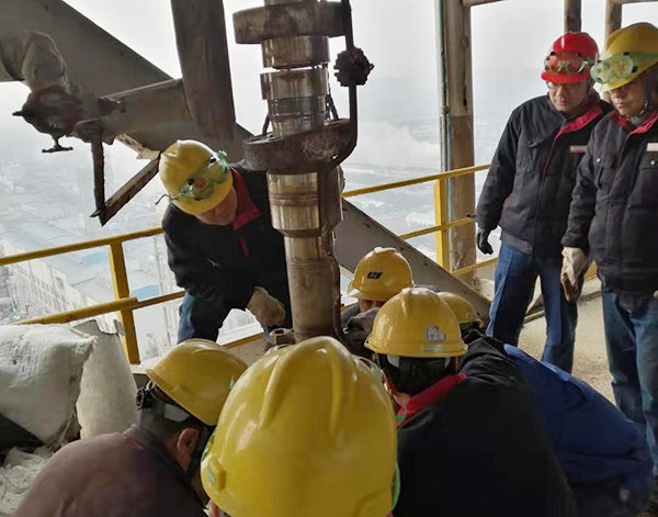 1579698841333476.jpeg 麓戰年關 團結一心保尿素生產 (1).jpg