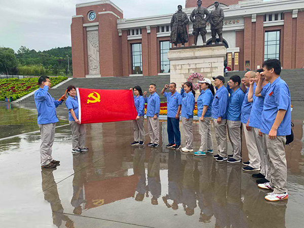 1595229476859636.jpeg 37e941de17cb4895647da97753784ae.jpg