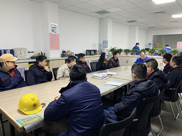 1614580188251305.jpeg 班組召開(kāi)節(jié)水減能班后會(huì).jpg