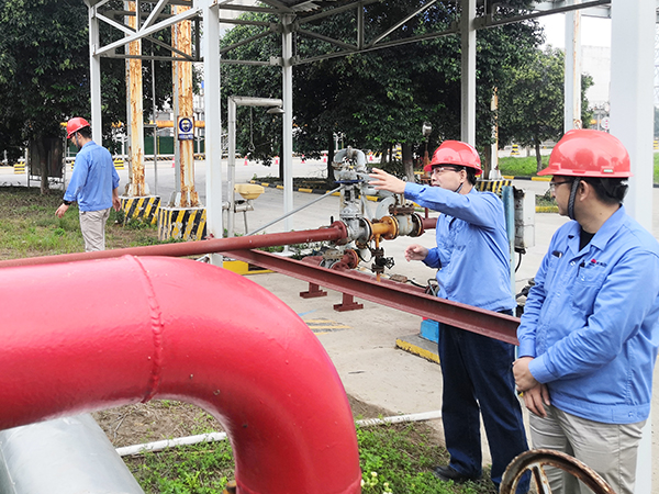 1633144435645375.jpeg 20211001馬軍忙深入檢修一線開展安全檢查.jpg