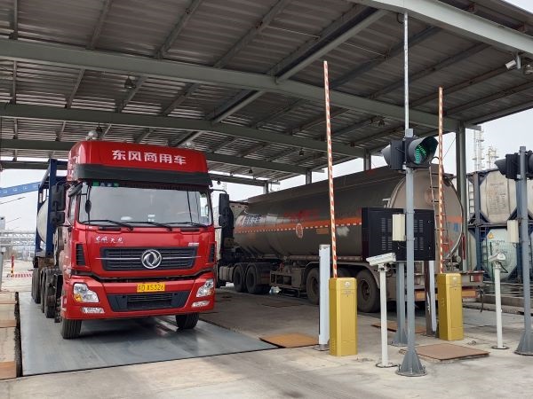 1644968512357643.jpeg 徐小華2.jpg