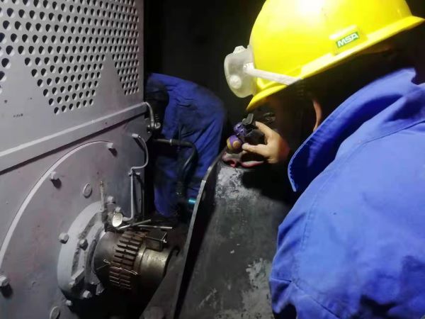 1646879629272864.jpeg 周六,磨煤機搶修立新功.jpg