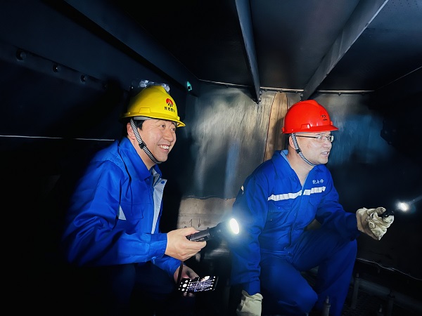 1652239971543629.jpeg 汽提塔內(nèi)部.jpg