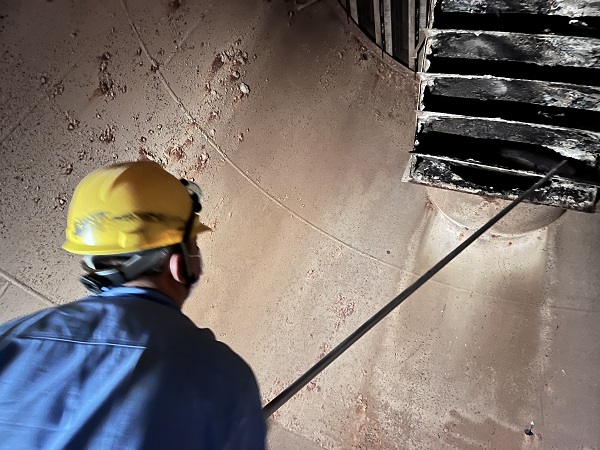 1652408106236837.jpeg 水冷塔內部.jpg