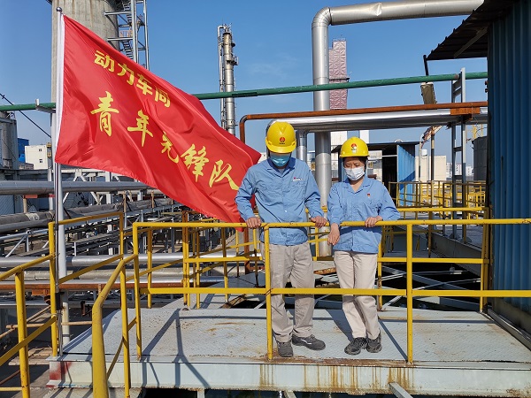 1652746081288741.jpeg 師徒合影.jpg