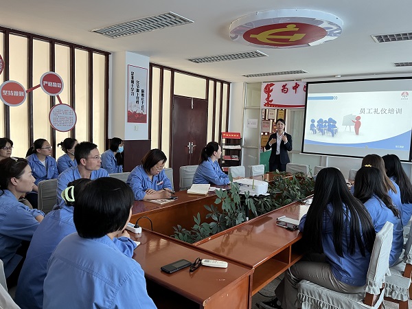 1655867495731074.jpeg 提升服務質量,加快業財融合1.jpg