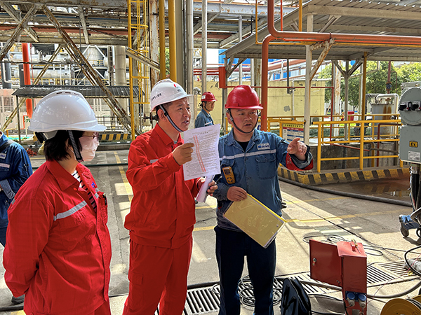 1684795212936178.jpeg 5月22日中國化學(xué)品安全協(xié)會(huì)專家深入三期檢修現(xiàn)場開展安全檢查.jpg