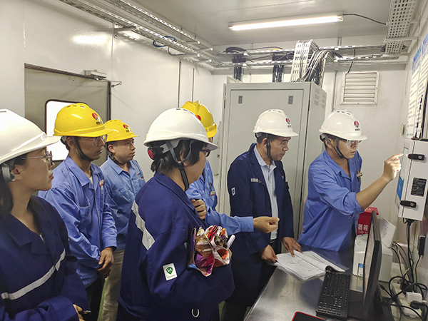 1689154738162060.jpeg 7月11日,在線監測系統機房運行數據檢查.jpg