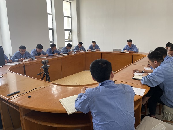 1689900447665762.jpeg 7月20日,培訓課程中,參訓人員在認真聽老師授課。.jpg