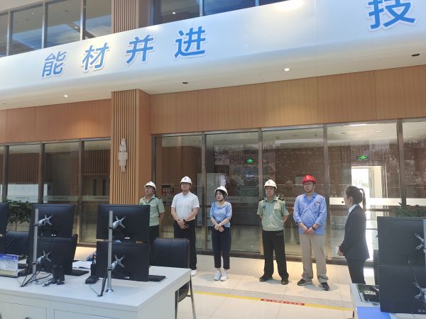 1690358365936952.jpeg 7月21日,陜煤集團(tuán)來(lái)彬州公司督導(dǎo)檢查安全生產(chǎn)工作現(xiàn)場(chǎng)檢查.jpg