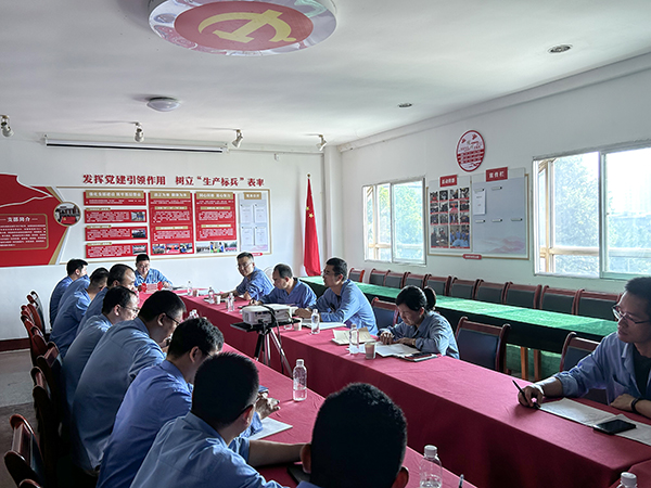 1691043725534217.jpeg 8月1日安全紀檢聯合對合成車間進行督導檢查.jpg