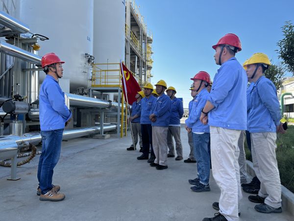 1692919423946023.jpeg 書記做總結(jié).jpg