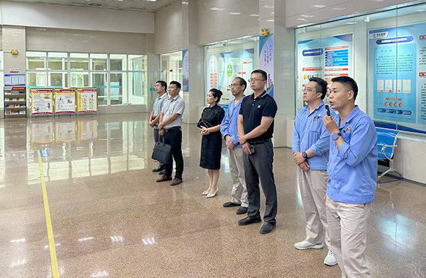 1695091332363561.jpeg 9月15日寧強縣人民政府副縣長來渭化參觀交流尿素銷售事宜2.jpg