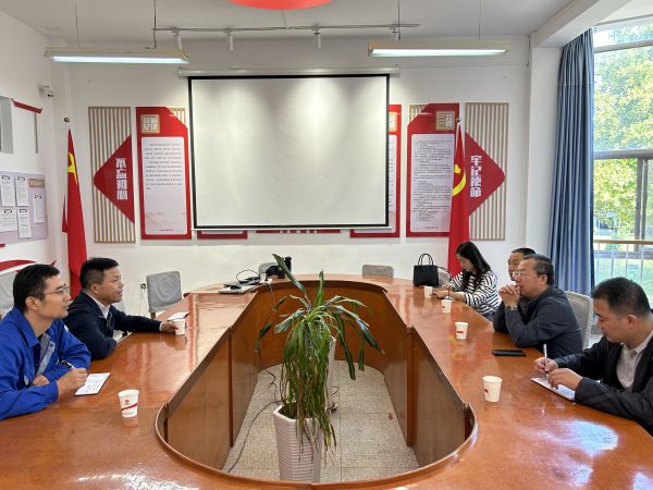 1697337527867153.jpeg 10月14日渭南市應急管理局來公司開展安全檢查1.jpg