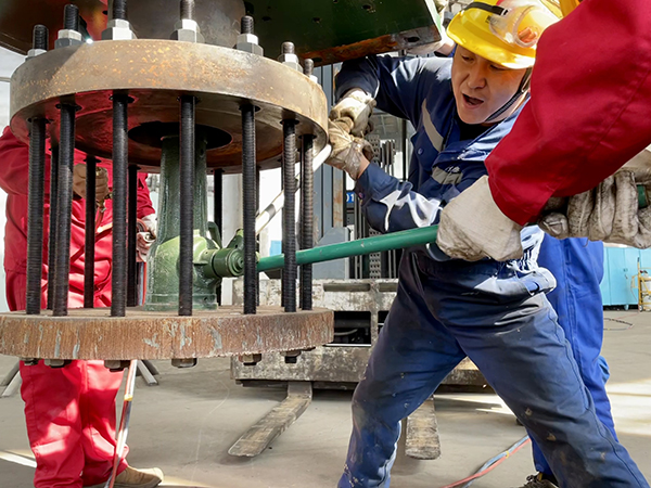 1697697655896056.jpeg 機(jī)械修造部 郭峰峰.jpg