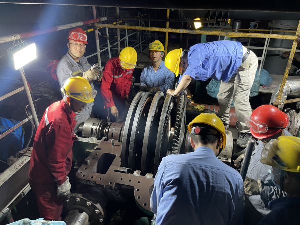 1697852699954389.jpeg 認真.jpg