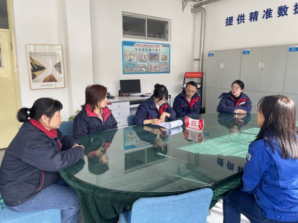 1700720960969345.jpeg 11.23實(shí)驗(yàn)室著火演練交流會(huì)2.jpg