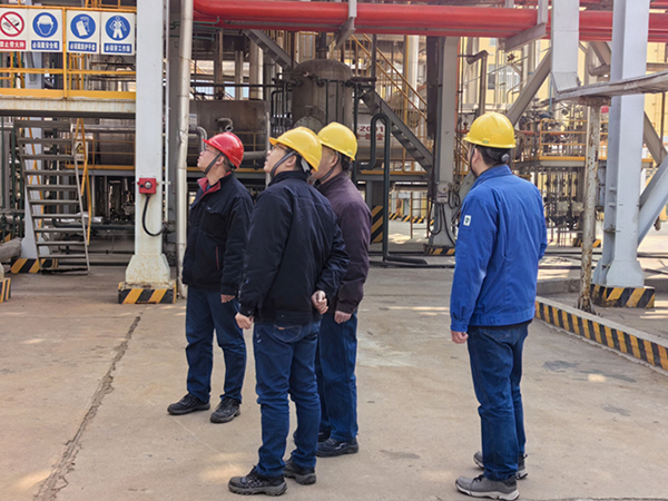 1706096270915067.jpeg 1月23日10時,合成車間開展重大危險源專項檢查.jpg