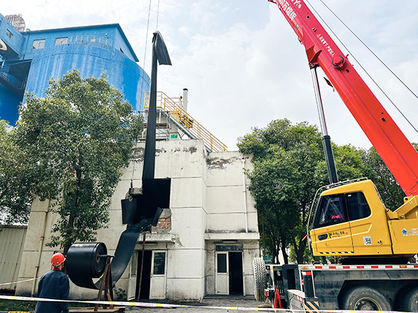 1713310868149643.jpeg 4.15三期7#皮帶吊裝.jpg