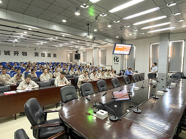 1719827919198862.jpeg 參訓(xùn)人員認真聽課.JPG