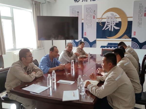 1720741055609124.jpeg 7月11日,公司領導在修造分部進行檢查。.jpg