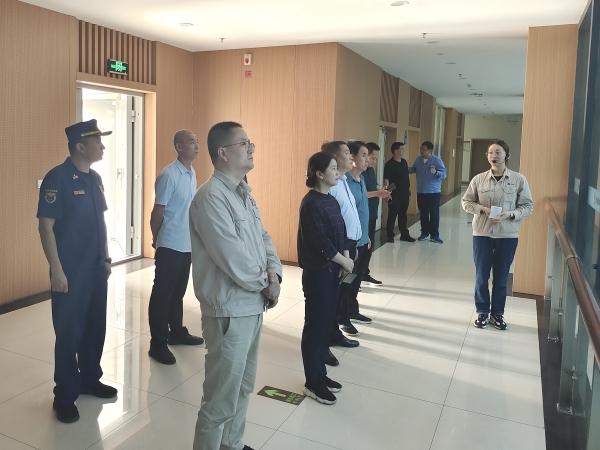 1720741919609601.jpeg 7月11日,彬州市人大委員來彬州公司調研聽企業匯報.jpg