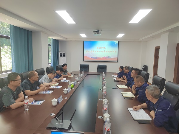 1723508658827615.jpeg 雙方進行熱烈交流.jpg