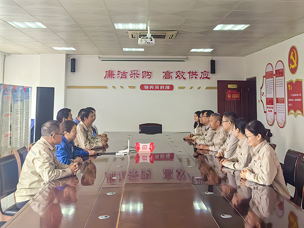 1728630163887794.jpeg 10.11日科技發(fā)展部、物資采供部對(duì)標(biāo)交流.jpg