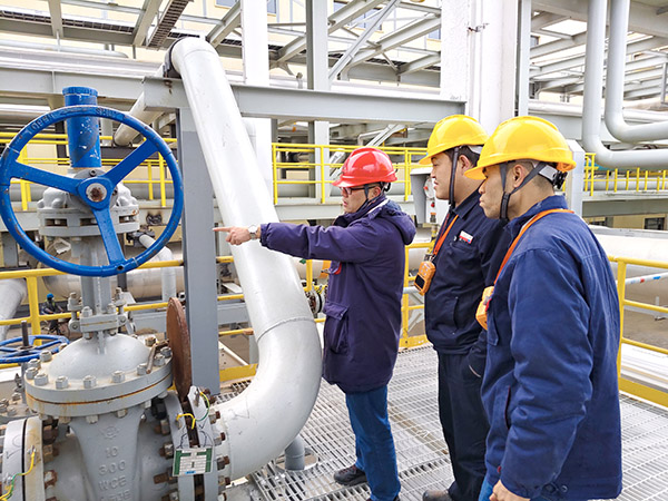 1737682232861554.jpeg 2025年1月22日,制氣車間開展節(jié)前安全大檢查2.jpg