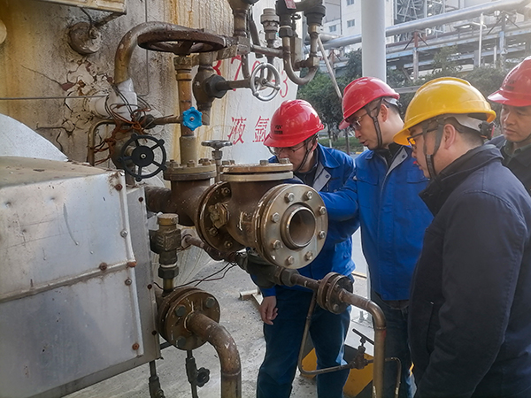 271740647724682679.jpg 空分現(xiàn)場(chǎng).jpg