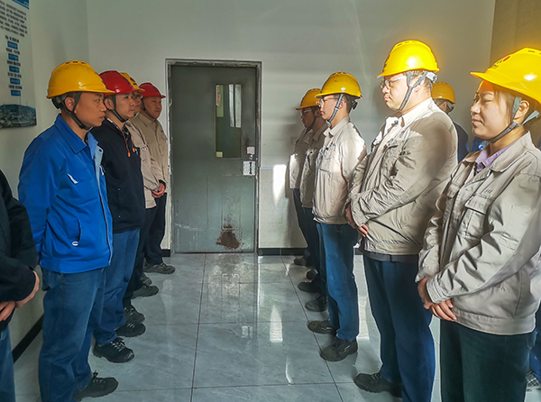 101744267085163925.jpg 4月10日早班班組交接班會.jpg