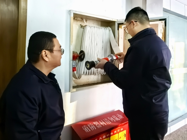 辦公樓消防栓檢查.jpg